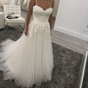 Wedding gown, brand new!
